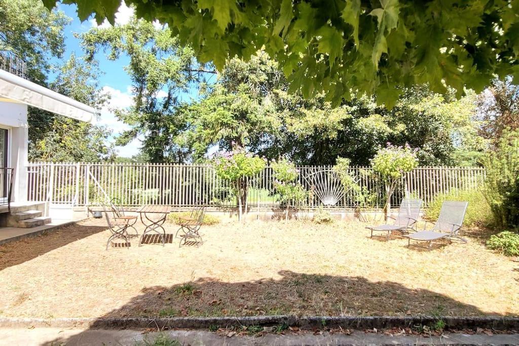 Le Bois Flotte - Maison Au Coeur De La Loire Entre Ville Et Nature Saumur Luaran gambar